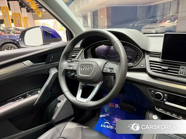 Audi Q5L 2021 Синий из Китая, фото 5