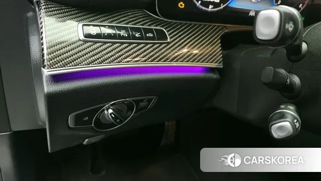 Mercedes-Benz E-Class W213 2018 Белый из Кореи, фото 5