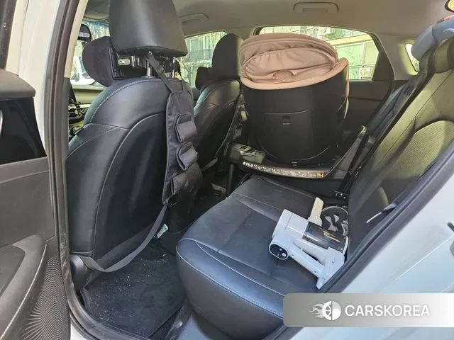 Kia The New K3 2nd generation 2022 Белый из Кореи, фото 5