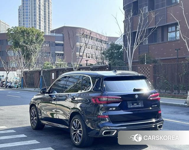 BMW X5 (imported) 2021 Черный из Китая, фото 5