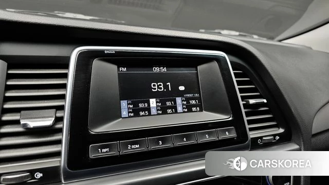 Hyundai Sonata New Rise 2023 Серебристо-серый из Кореи, фото 5