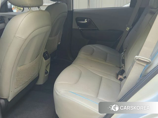 Kia Niro EV 2019 Серебряный из Кореи, фото 5