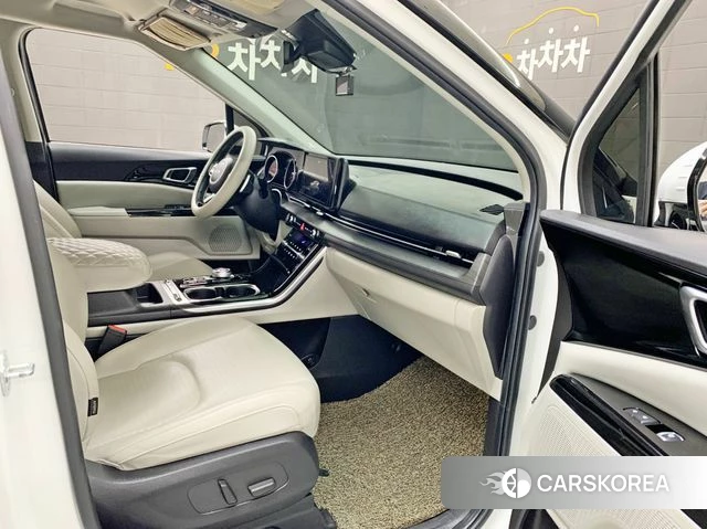 Kia Carnival 4th generation 2021 Жемчужный цвет из Кореи, фото 5
