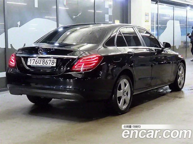 Mercedes-Benz C-Class W205 2018 Черный из Кореи, фото 5