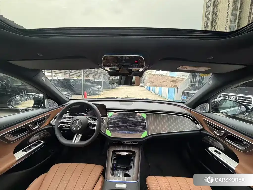 Mercedes-Benz E-Class 2026 Черный из Китая, фото 5