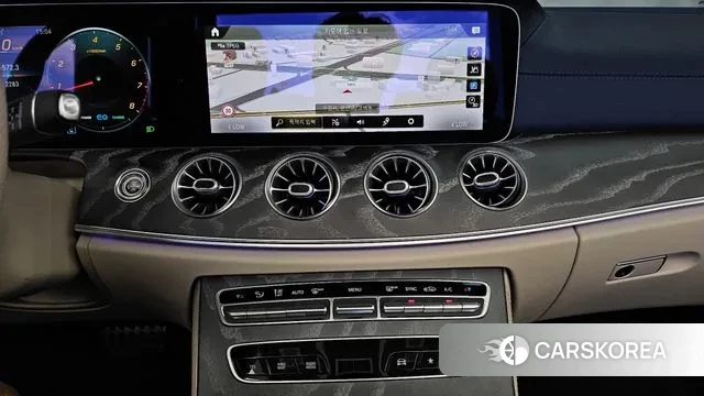 Mercedes-Benz E-Class W213 2023 Белый из Кореи, фото 5