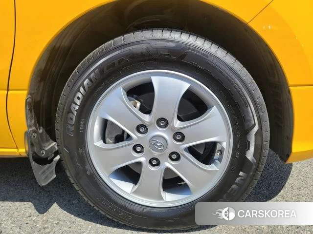 Hyundai The New Grand Starex 2021 Желтый из Кореи, фото 5