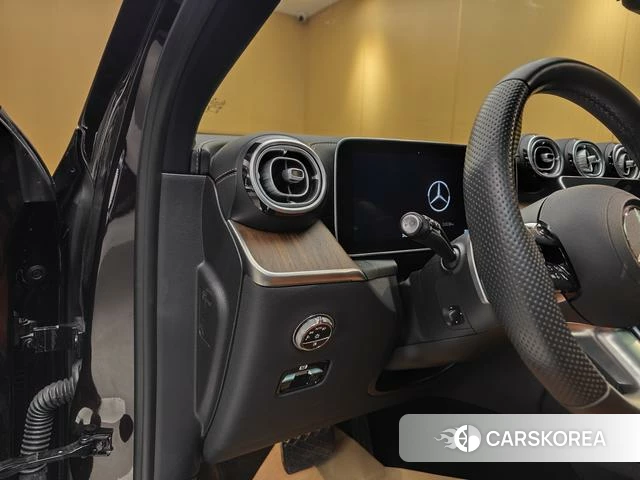Mercedes-Benz GLC 2023 Черный из Китая, фото 5