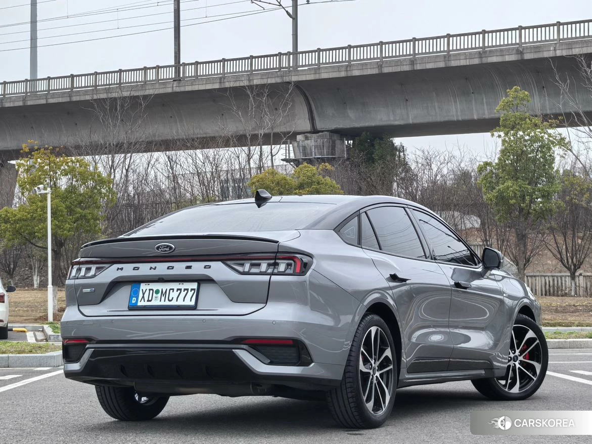 Ford Mondeo 2022 Темно-серый из Китая, фото 5