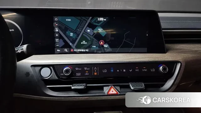 Kia K8 2023 Серебристо-серый из Кореи, фото 5