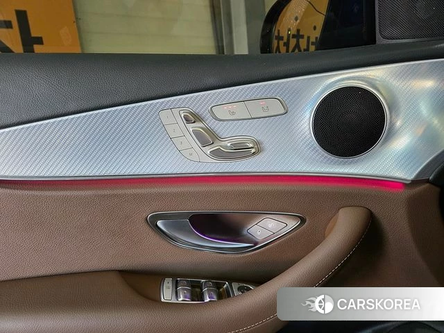 Mercedes-Benz E-Class W213 2019 Черный из Кореи, фото 5