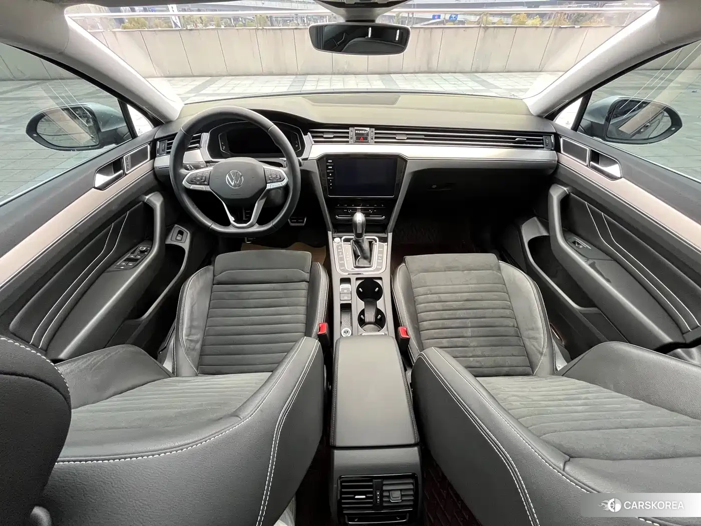 Volkswagen Wei Lan 2023 Silver/gray из Китая, фото 5