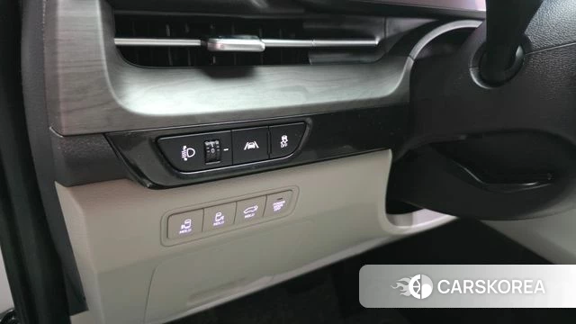 Kia Carnival 4th generation 2023 Белый из Кореи, фото 5