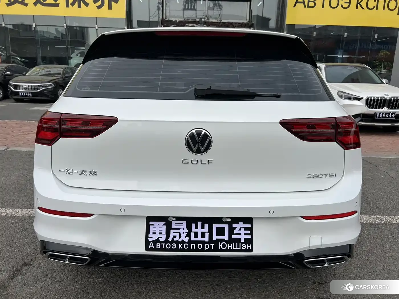 Volkswagen Golf 2024 Белый из Китая, фото 5