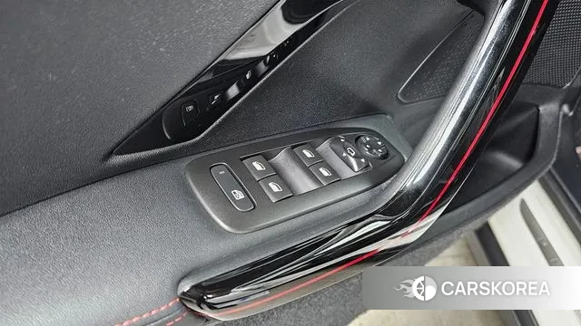 Peugeot 2008 2018 Белый из Кореи, фото 5