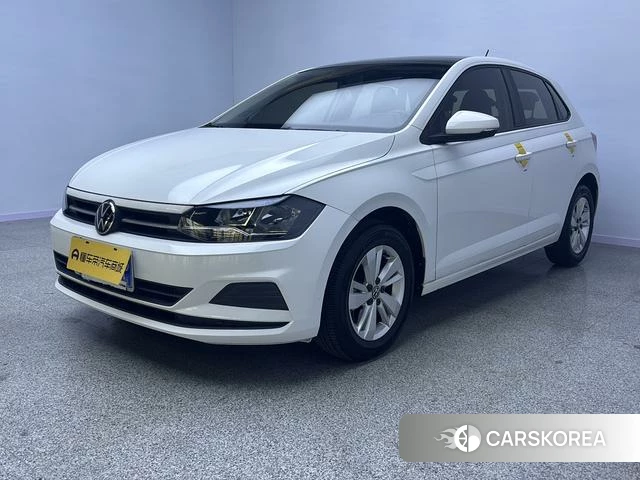 Volkswagen Polo 2022 Белый из Китая, фото 5