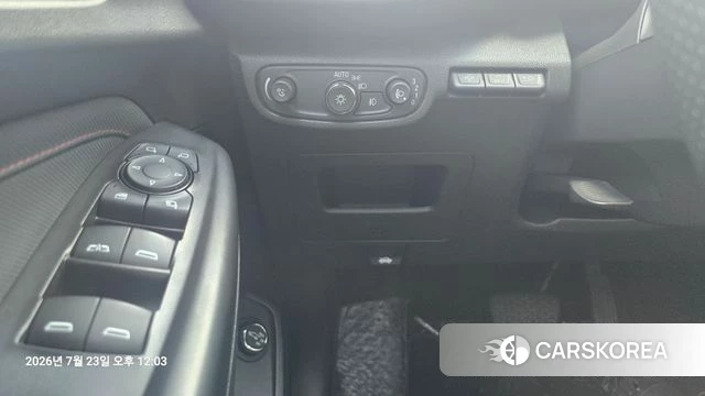 Chevrolet (GM Daewoo) Trailblazer 2022 Белый из Кореи, фото 5