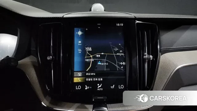 Volvo XC60 second Generation 2020 Черный из Кореи, фото 5