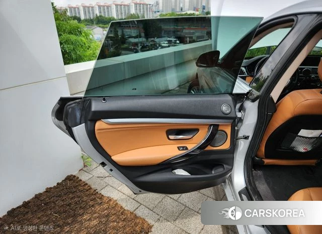 BMW 3 Series GT (F34) 2020 Серебряный из Кореи, фото 5