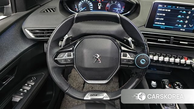 Peugeot 5008 second generation 2020 Белый из Кореи, фото 5