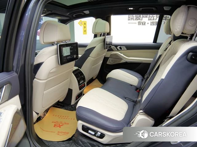 BMW X7 2021 Темно-серый из Китая, фото 5