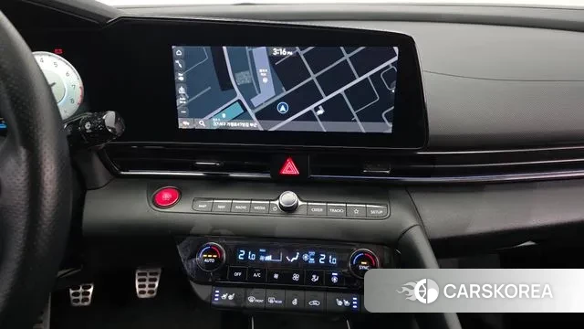 Hyundai Avante (CN7) 2021 Серебристо-серый из Кореи, фото 5