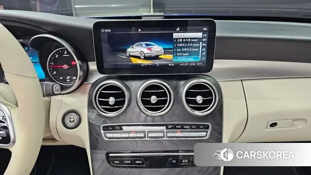 Mercedes-Benz C-Class W205 2019 Синий из Кореи, фото 5