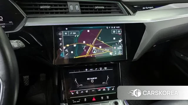 Audi e-Tron 2021 Белый из Кореи, фото 5