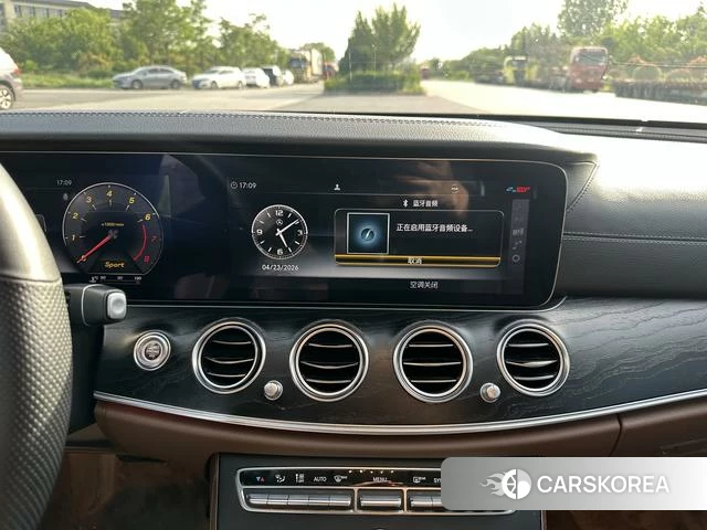 Mercedes-Benz E-class id 4210269 из Китая 5