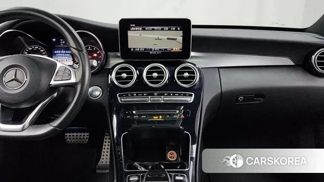 Mercedes-Benz C-Class W205 2018 Черный из Кореи, фото 5