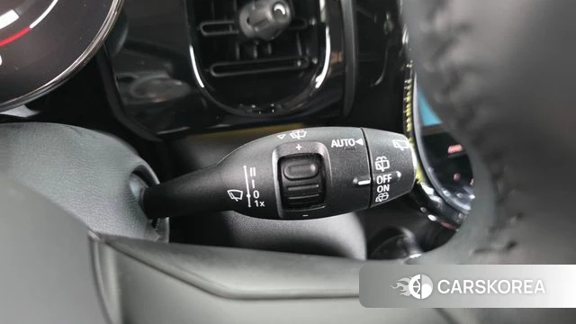 Mini Cooper 2023 Красный из Кореи, фото 5