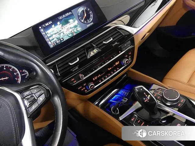 BMW 5 Series (G30) 2018 Черный из Кореи, фото 5