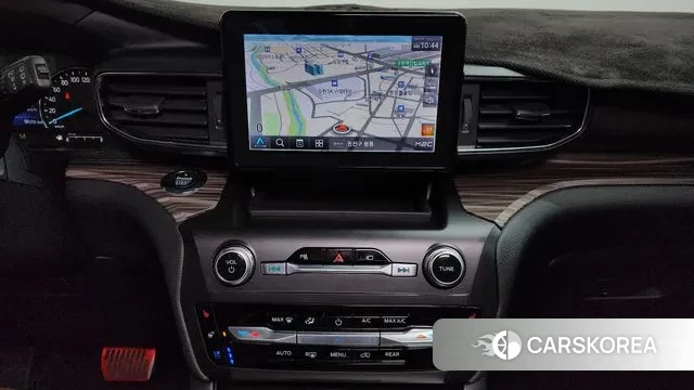 Ford Explorer 6th Generation 2020 Белый из Кореи, фото 5