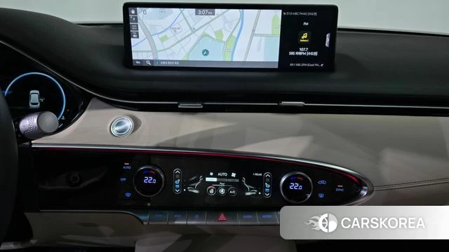 Genesis GV70 2023 Белый из Кореи, фото 5