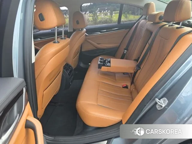 BMW 5 Series (G30) 2019 Серый из Кореи, фото 5