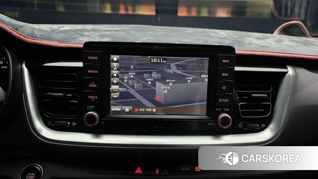 Kia Stonic 2018 Белый из Кореи, фото 5