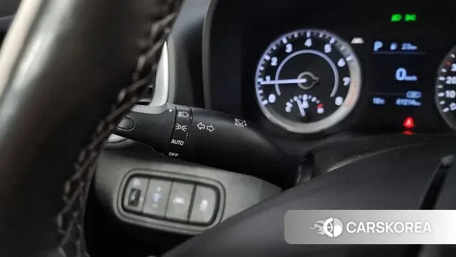 Hyundai Venue 2019 Белый из Кореи, фото 5