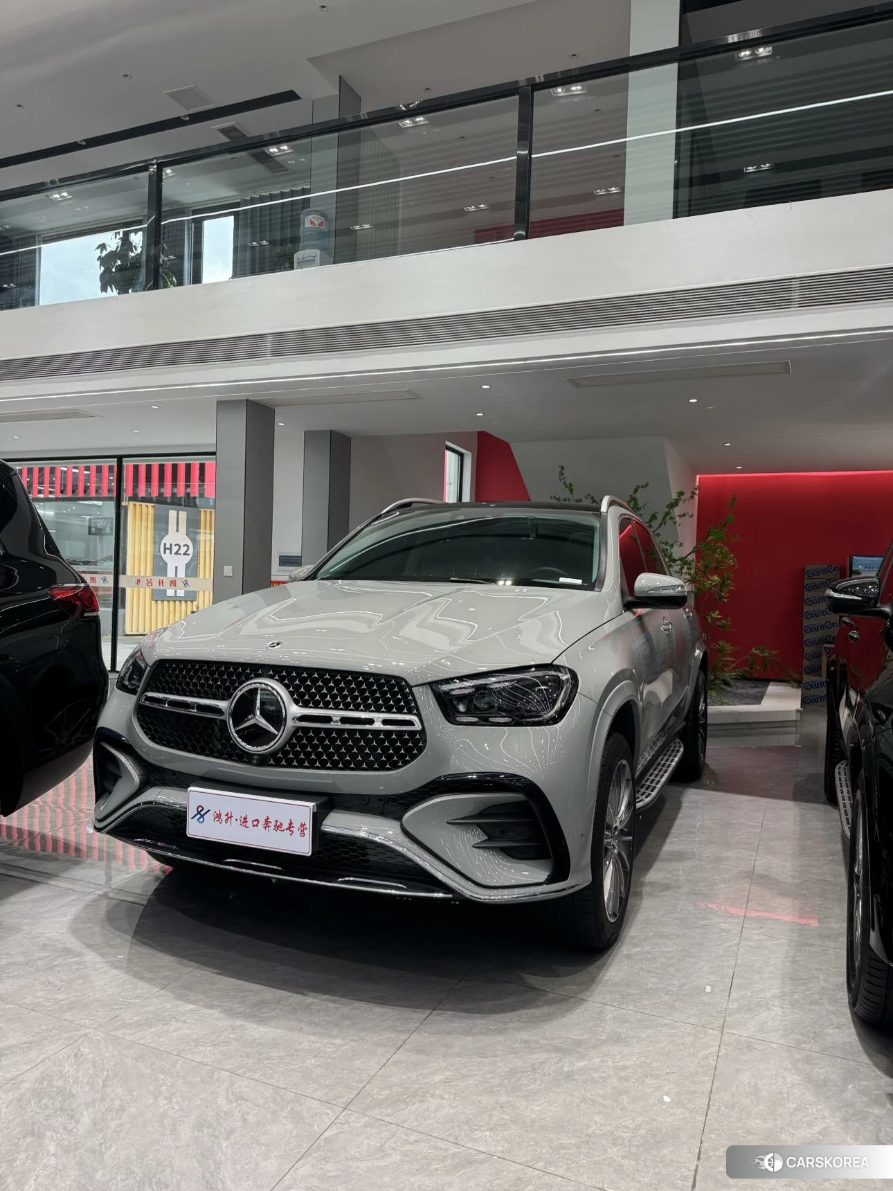 Mercedes-Benz GLE (import) 2023 Серебристо-серый из Китая, фото 5