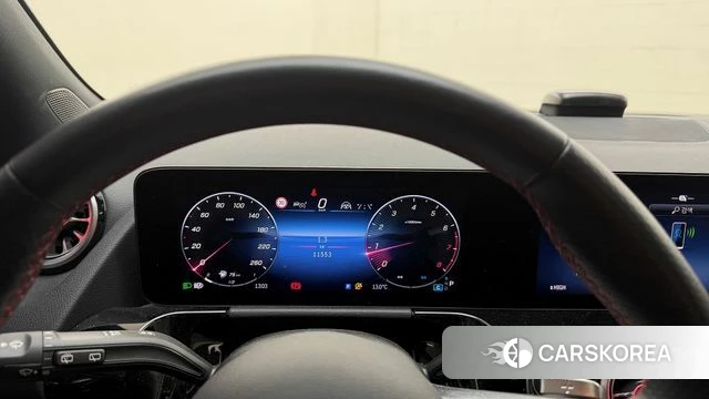 Mercedes-Benz GLA - Class H247 2025 Черный из Кореи, фото 5