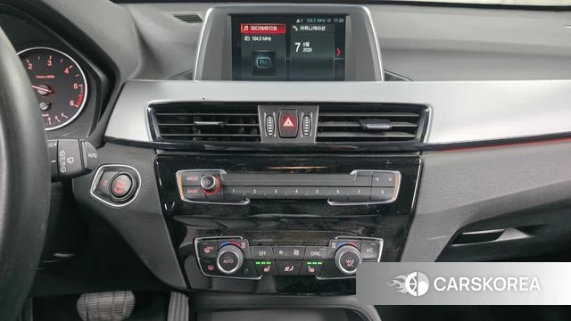 BMW X1 (F48) 2018 Синий из Кореи, фото 5
