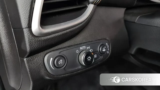 Chevrolet (GM Daewoo) The New Trax 2018 Белый из Кореи, фото 5