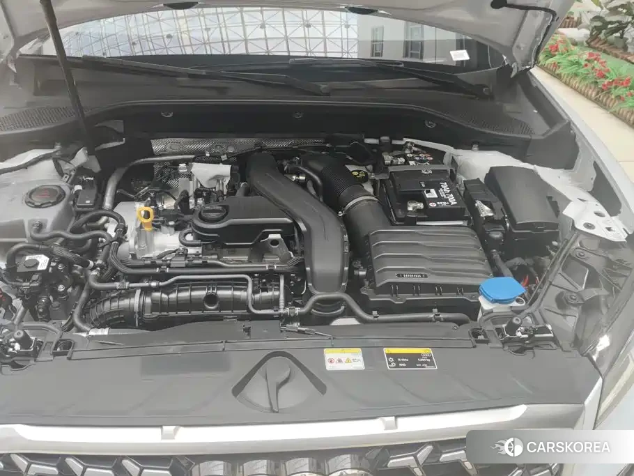 Audi Q2L 2026 Silver/gray из Китая, фото 5