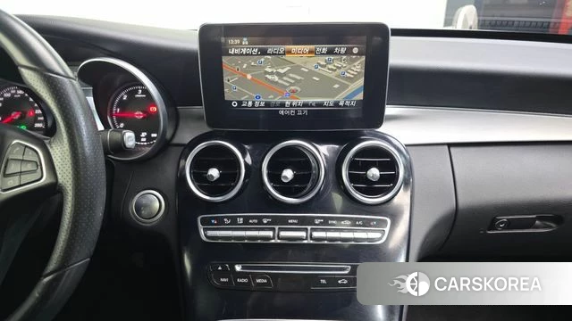 Mercedes-Benz C-Class W205 2018 Серый из Кореи, фото 5