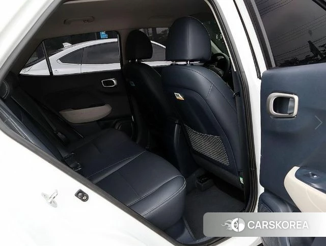 Hyundai Venue 2021 Белый из Кореи, фото 5