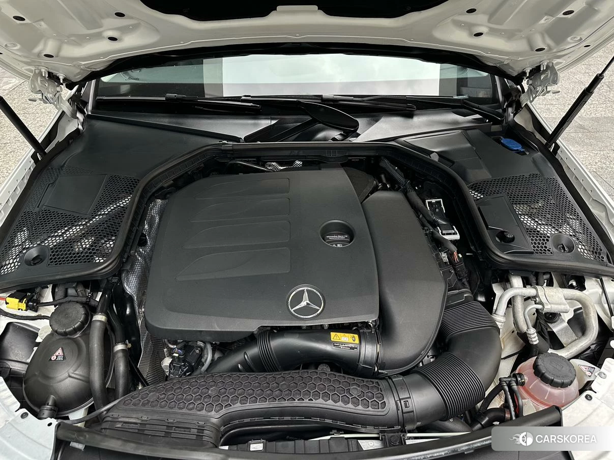Mercedes-Benz Class C 2020 Белый из Китая, фото 5