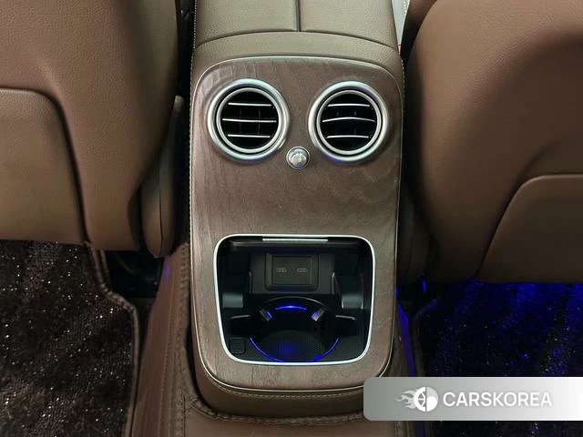 Mercedes-Benz E-class id 4182667 из Китая 5
