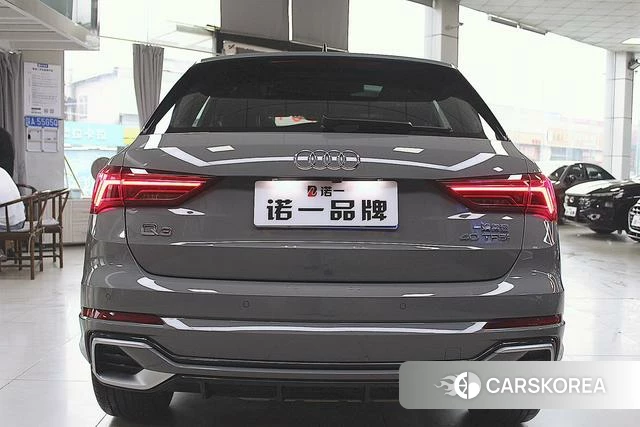 Audi Q3 2025 Серебристо-серый из Китая, фото 5