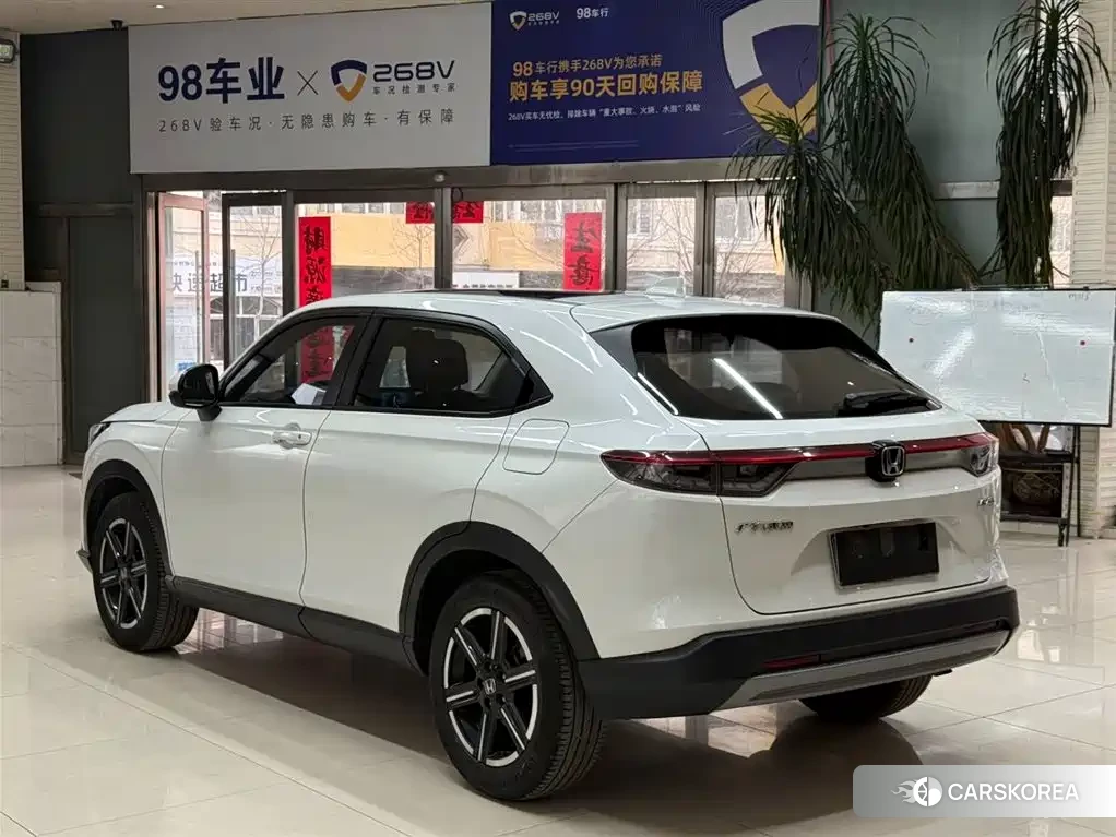 Honda Vezel 2024 Белый из Китая, фото 5
