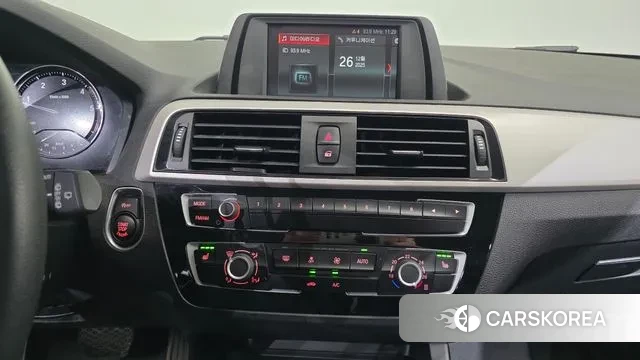 BMW 1 Series (F20) 2018 Белый из Кореи, фото 5