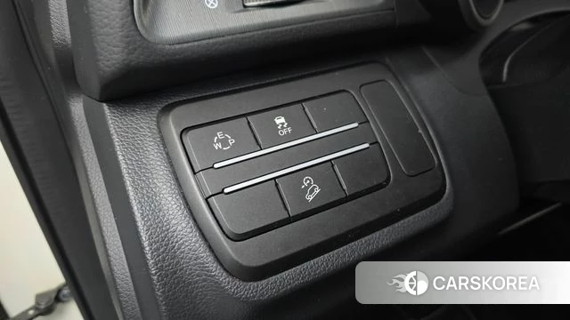 Ssangyong Tivoli Armor 2018 Белый из Кореи, фото 5